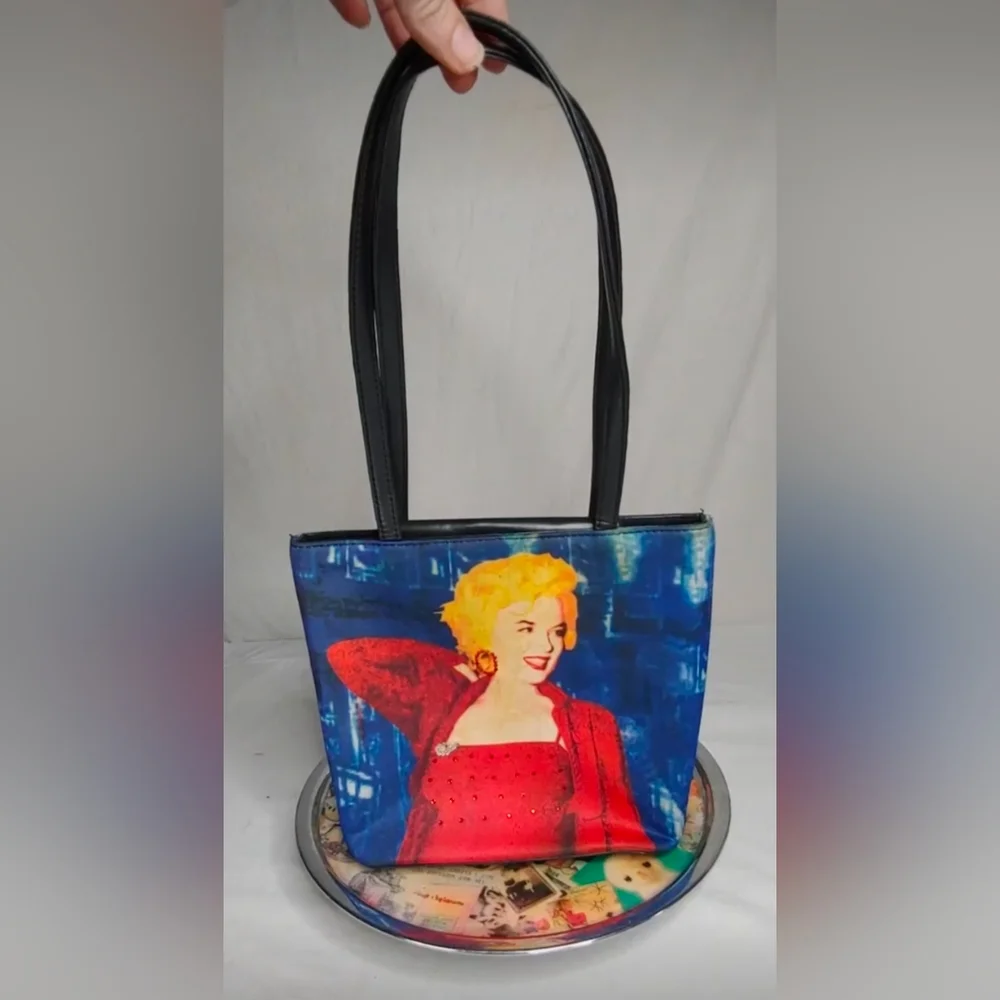 Marilyn Monroe NWOT Beautifully Blinged Hobo Bag